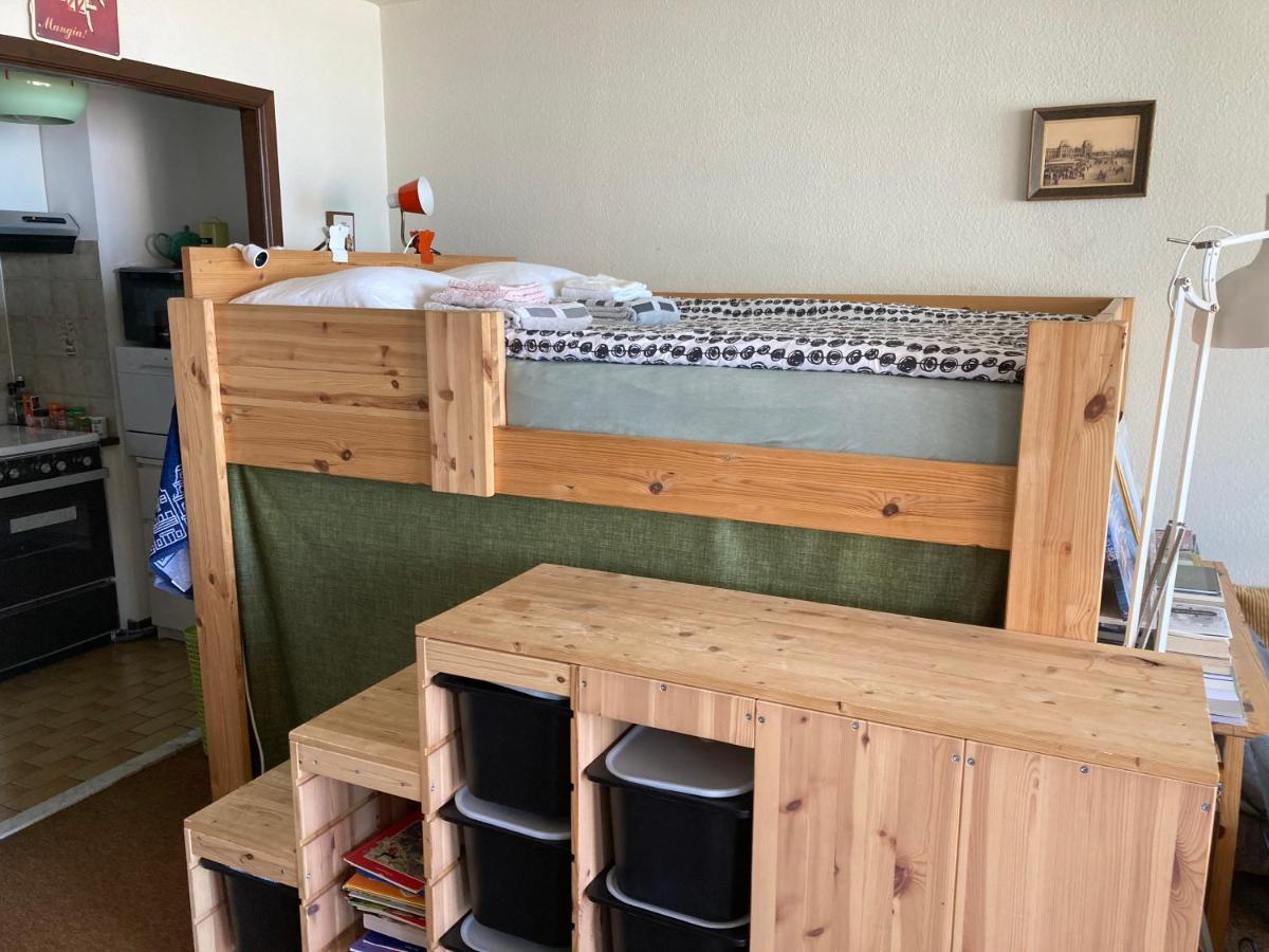 Tiny Apt W/ Balcony And Seaview, Even Out Of Your Bed ! Oostende Eksteriør bilde