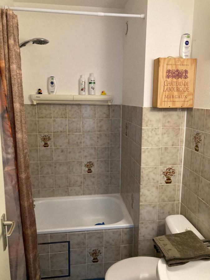 Tiny Apt W/ Balcony And Seaview, Even Out Of Your Bed ! Oostende Eksteriør bilde